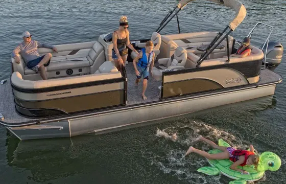All Day Rental Fun on Grand Lake - 24ft Yamaha Suncatcher Tritoon