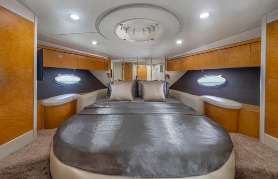 Enjoy "LA ROMANA" Sunseeker Predator 60FT in Miami!!
