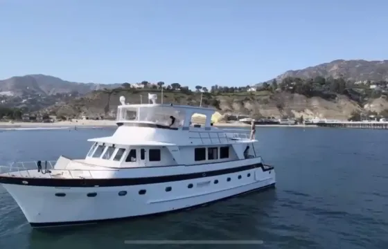 70ft 2016 Defever Súper Luxury yacht/ship wide and stable