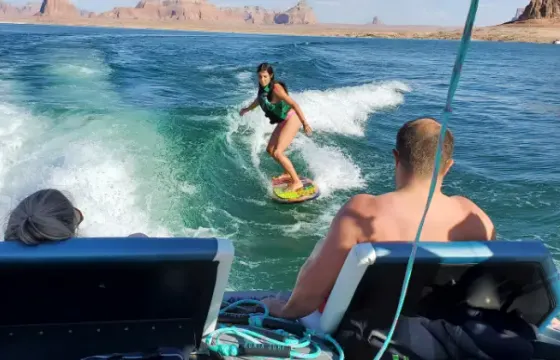 Captained Tige 23ft Wake Surf & Wakeboard / Captain Will Come with Boat