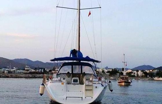 Beneteau Cyclades 43 Cruising Monohul Bareboat Charter in Turgutreis, Turkey