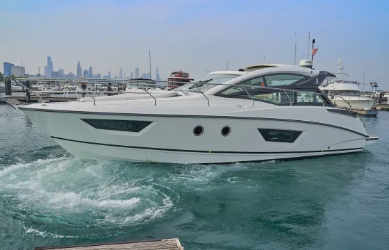 2020 Beneteau GT 42' "James Bond" Yacht in Chicago, Illinois