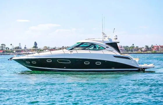 Gorgeous Sea Ray 50 plus free video drone in Cancún, Quintana Roo