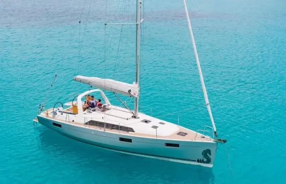 Oceanis 41.1 Cruising Monohull Charter in Skiathos, Greece