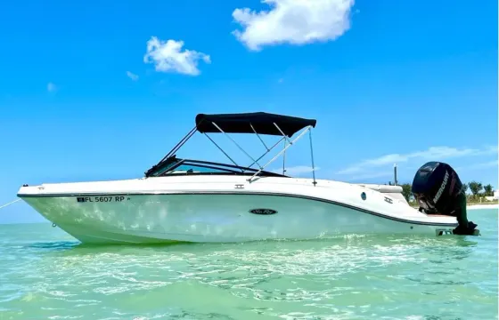 Enjoy 24 ft Sea Ray in Cape Coral, (minimum 3 days rental)