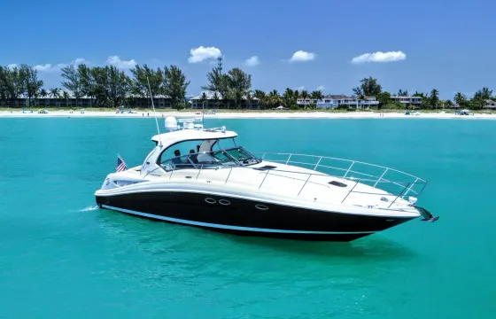 Beautiful 41' Sea Ray Sundancer For Charter In Naples, FL