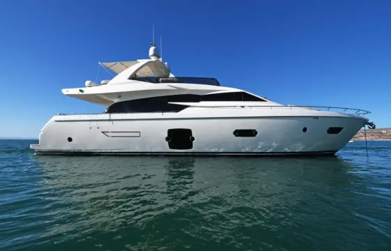 2013 Luxury Ferretti 72’ Yacht VIP Service. Balandra and Espíritu Santo Island!