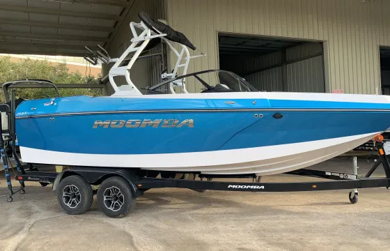 2022 Moomba Max Wakeboat for rent in Austin