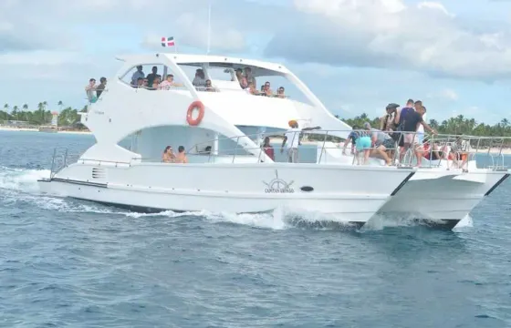 CASA DE CAMPO 5-Star Luxury Yacht: All-Inclusive Captain & Crew🏝️