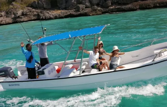 Private Boat 26' Up To 12 Person At Bayahibe Rd