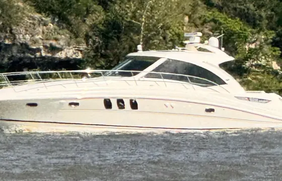 51’ SeaRay Sundancer for Cruising, Bar Hopping, Parties and more!