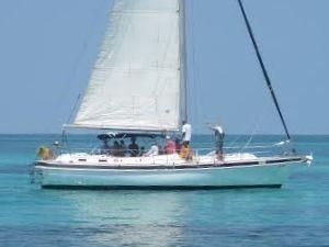 Beautiful 41' Sailing Yacht in Nassau! Small group cruises & private charters.