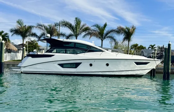 Luxury Beneteau Grand Turismo 46 Yacht – Experience the Best of the Gulf Coast