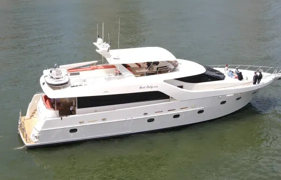 Experience a 100ft Luxury Super Yacht on San Francisco Bay Area