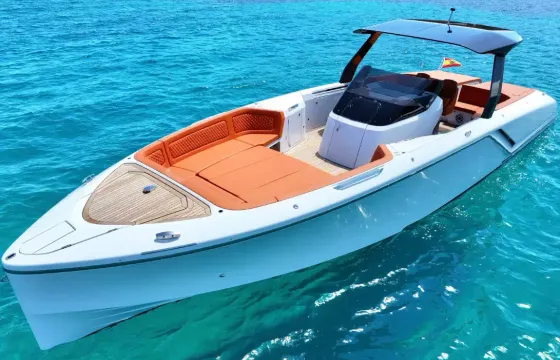 40ft Frauscher 1212 "Viena" Ghost Air Luxury Motorboat for 11 Guests