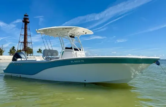 25' Sea Fox Commander | Dolphins, Manatees, Shelling & Island Adventures Await