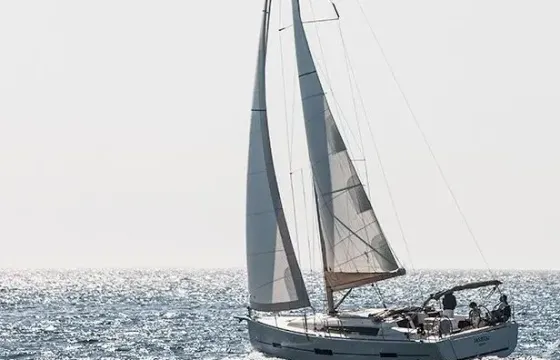 Antigua Barbuda Sailing lessons and expedition!