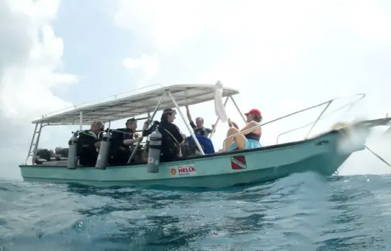 23' Super Panga Dive Boat Snorkeling Trips in Panama