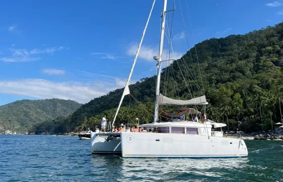 ELEGANCE CATAMARAN LAGOON  45 IN PUERTO VALLARTA-NUEVO NAYARIT