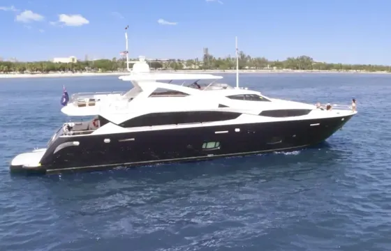 Sunseeker 120 Super Yacht in Cancun. Super Yacht Crew
