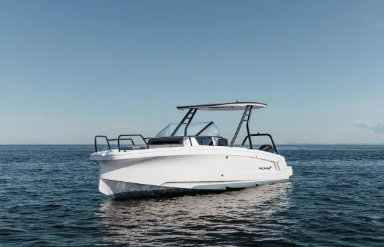 Axopar 25 Cross Top – French Riviera Yacht Charter