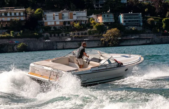 Explore Lake Como onboard Private 28ft Panzanini Nautica Boat