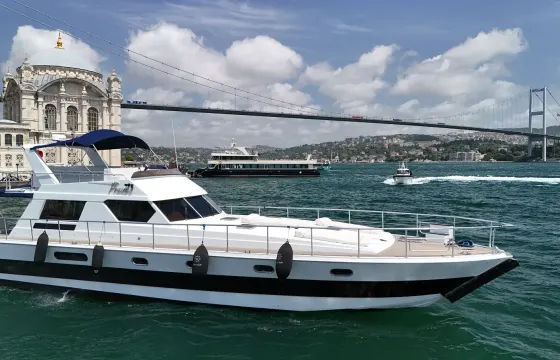 59ft  Captained Luxury Motor Yacht on the Bosphorus