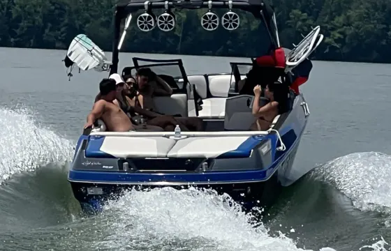 Axis T22 Wake Surf Boat – Lake Day Fun with Surf & Crew - Percy Priest