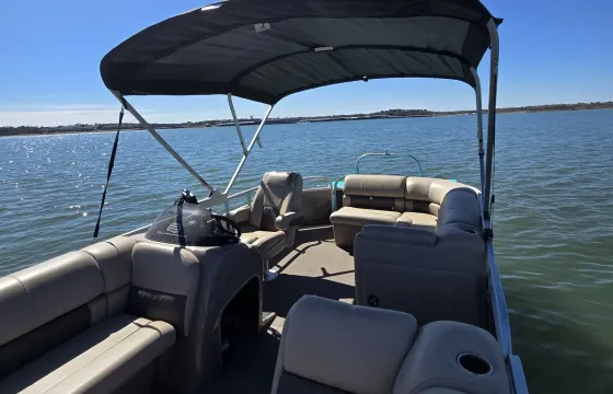 Brand New 20ft Suntracker Party Barge Pontoon!