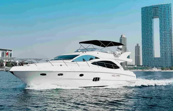 62’ Majesty Modern Luxury Yacht for Dubai Cruise