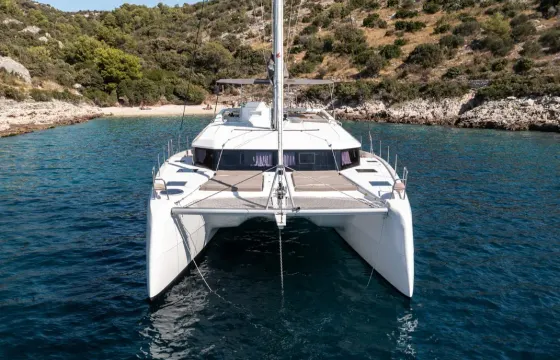 Sualzo Dufour 48 Sailing Catamaran Rental in Salerno, Campania
