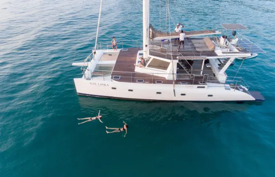 7 Hour Whale Watching Cruise on Shared Boat in Trincomalee, Sri Lanka