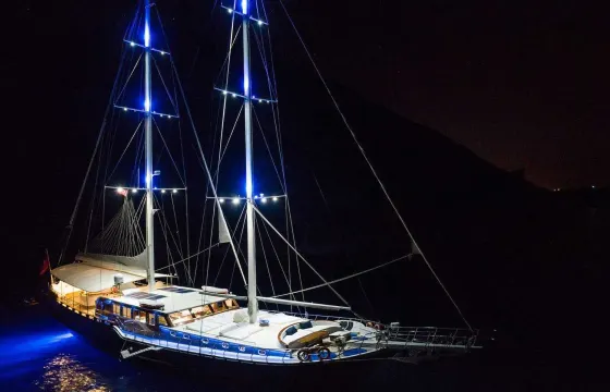 S.NUR TAYLAN This wonderful ultra luxury gulet is 34 m long and for 16+2 people