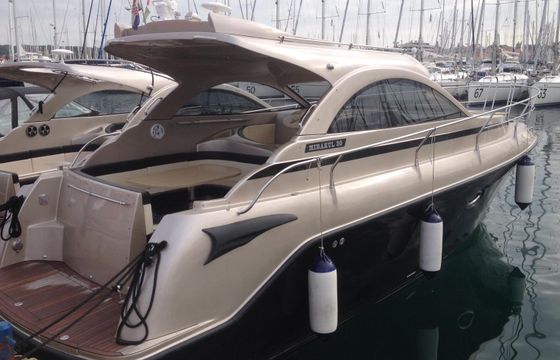 Charter Mirakul 30 Hardtop - Brand new Motor Yacht in Biograd na Moru, Croatia