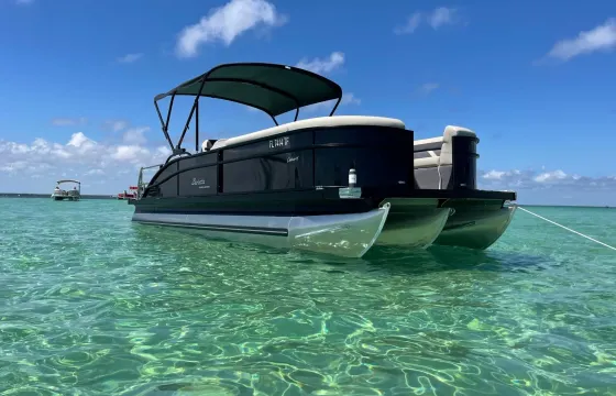 Fast Luxury Barletta Tritoon! Perfect for Destin! 13 passenger, free amenities!