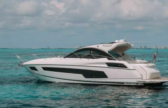 Deal of the Week! All-Inclusive Sunseeker 54 Ft Yacht in Cancun, Mexico
