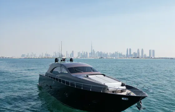 Luxury yacht 75feet - Available for exclusive cruises in DUBAI