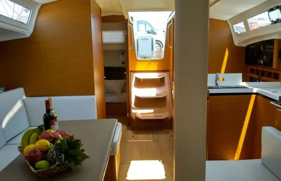 Charter the Jeanneau Sun Odyssey 410 Sailing Yacht in Alimos, Greece