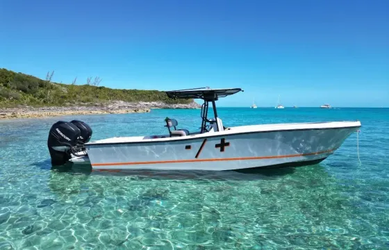 Private boat charter aboard 29ft Mako