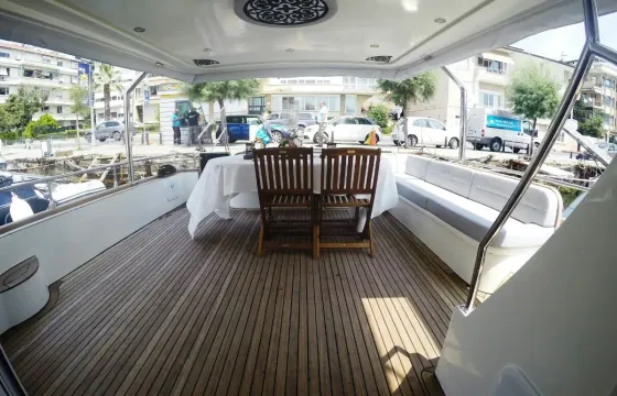 78' Princess Flybridge Motor Yacht Charter in İstanbul