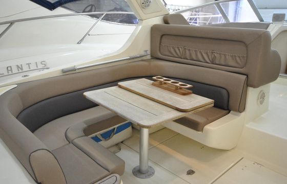 37' Cranchi Smeraldo Motor Yacht in Paleo Faliro, Greece