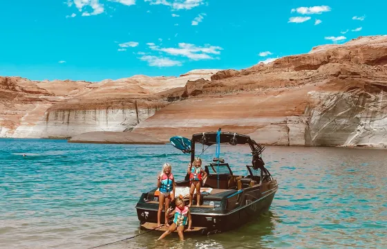 2022 Axis T23 Wake Surf Boat for rental in Page, Arizona