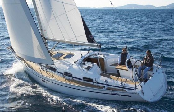Skippered Bavaria 38 Charter