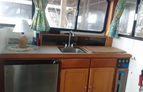 40' Robbins Deadrise Trawler Boat Rental in Rehoboth Beach, Delaware