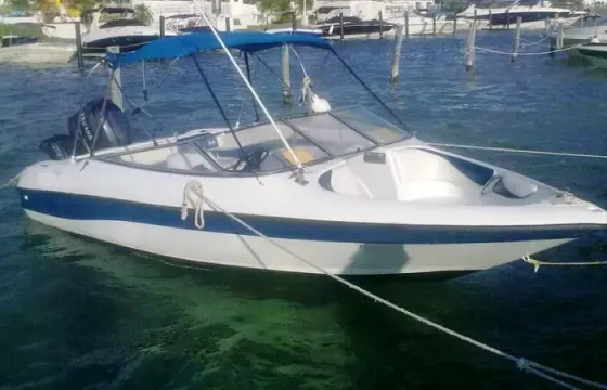 Rent the 25 Bowrider in Cancun #GMB25BOW