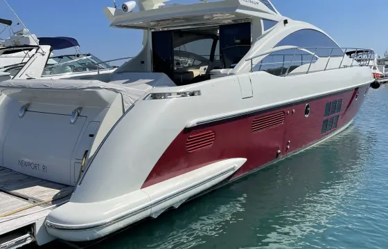 62' Azimut Italian Luxury Yacht for Rent  in Chicago, Illinois for 13 Guests