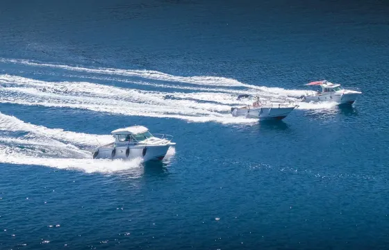 Book Private Tour with Skipper on Jeanneau Merry Fisher 700