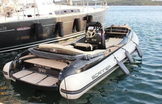 Luxury Rental (Scanner 710 Envy) in Split, Croatia