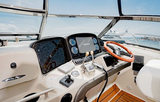 40' Sea Ray Sundancer All-Inclusive Yacht Charter In Playa del Carmen