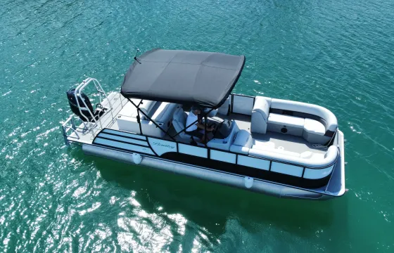 Luxury New 25ft Bentle Pontoon  - 10 Pax